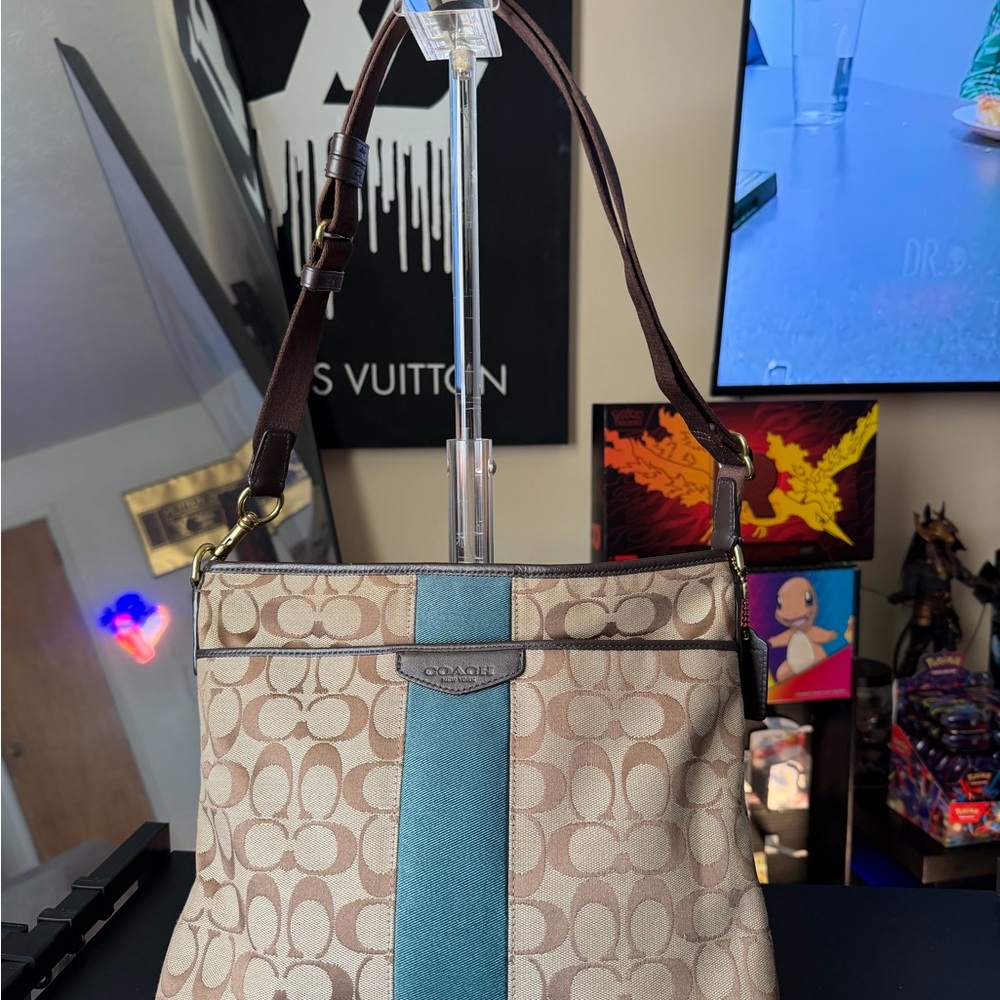 Coach Signature Tan and Green Shoulder Bag